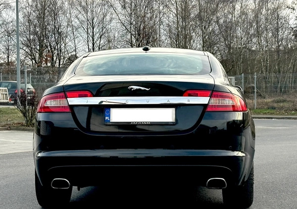 Jaguar XF cena 39900 przebieg: 217000, rok produkcji 2011 z Poznań małe 379